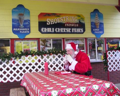 shoestring-santa